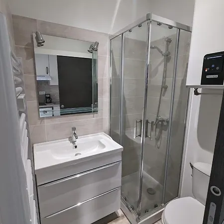 Comfortable Of 18 M For 2 People * Montpellier